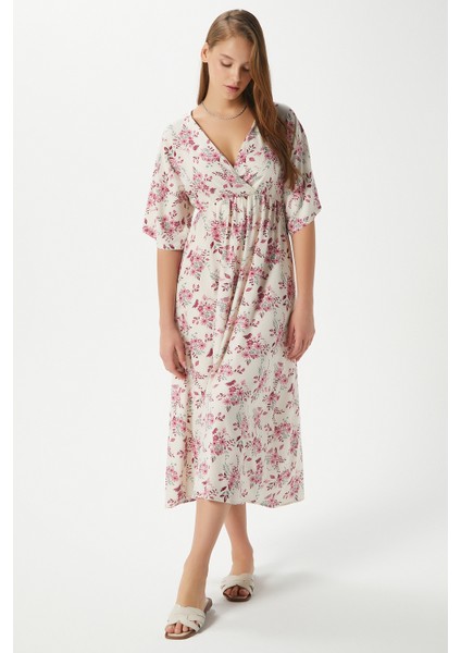 Kadın Katy Pembe Çiçekli Bel Lastikli Yırtmaçlı Viskon Yazlık Elbise indirimleri