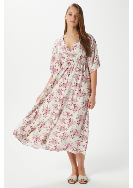 Kadın Katy Pembe Çiçekli Bel Lastikli Yırtmaçlı Viskon Yazlık Elbise