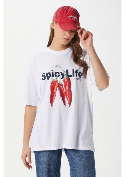 Kadın Spicy Biber Desenli Oversize T-Shirt