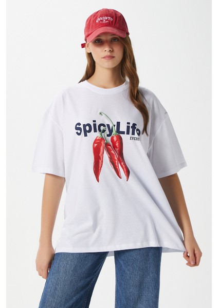 Kadın Spicy Biber Desenli Oversize T-Shirt
