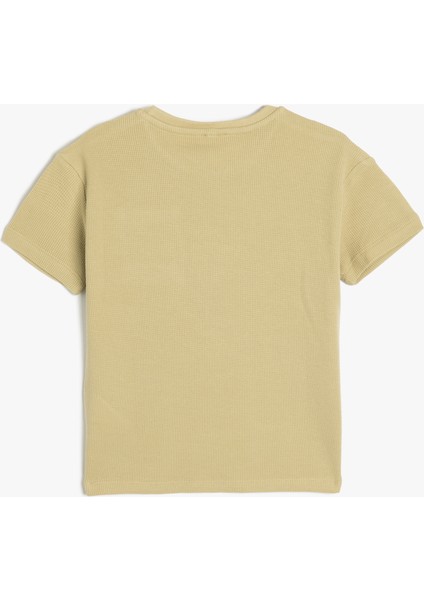 Yeni Sezon Oversize Basic Tişört Kısa Kollu Bisiklet Yaka Dokulu Cep Detaylı Pamuklu fiyatları