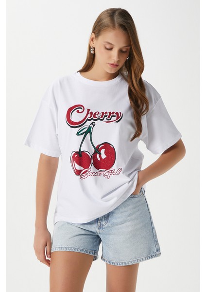 Kadın Redcherry Taşlı Kiraz Desen T-Shirt fiyatları
