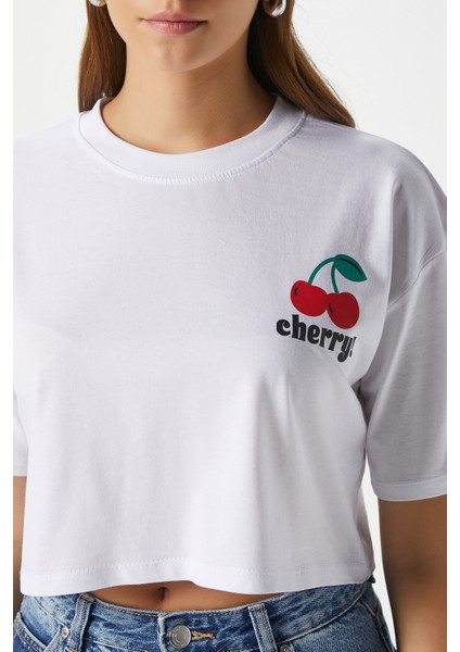 Kadın Cute Kiraz Baskılı Beyaz Crop T-Shirt modelleri