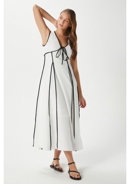 Kadın Dora Astarlı Beyaz Siyah Şeritli Kolsuz Elbise fiyatları