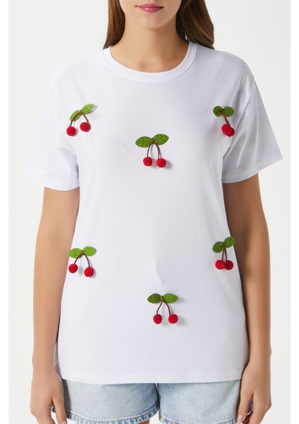 Kadın Chery Beyaz Kiraz Dikişli T-Shirt
