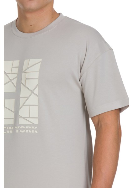 Ekru Regular Fit Bisiklet Yaka Oversize Tişört fırsatları