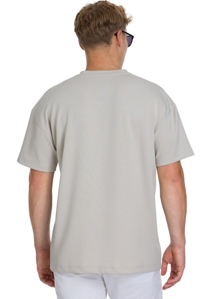 Ekru Regular Fit Bisiklet Yaka Oversize Tişört indirimleri