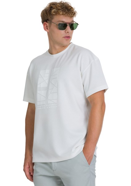 Beyaz Regular Fit Bisiklet Yaka Oversize Tişört modelleri