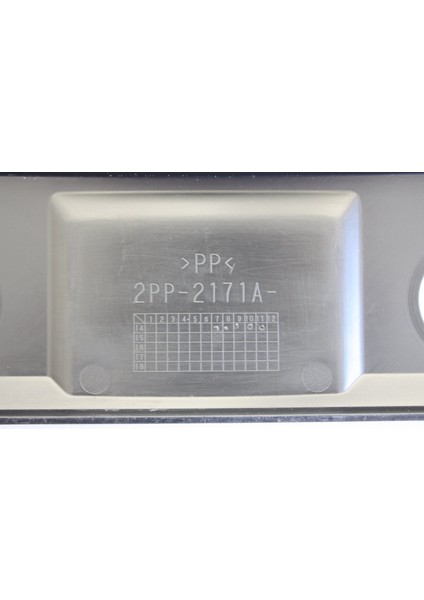 2PP-2171A-00 2PP-2171A Yamaha mt W205/S205/C205 (2014-2023) Arka Üst Fren Lambası Kaplaması 1927292 Oem fırsatları