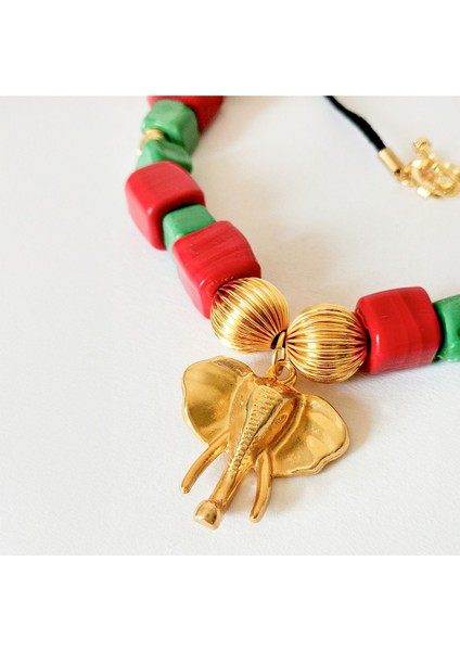 Kırmızı Yeşil Cam Boncuk Fil Detaylı Kolye indirimleri