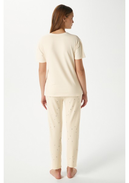 Kadın Kindness Yumuşak Doku Tereyağ Sarısı Yıldız Desen Bisiklet Yaka Kısa Kollu Alt Üst Pijama Takımı