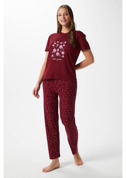 Kadın Garden Yumuşak Doku Bordo Çiçek Desen Bisiklet Yaka Kısa Kollu Alt Üst Pijama Takımı modelleri