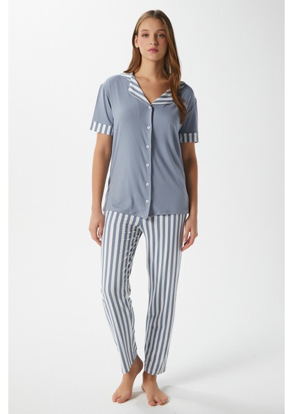 Kadın Elena Yumuşak Doku Gri Çizgili Ön Düğme Kısa Kollu Pijama Takımı fiyatları
