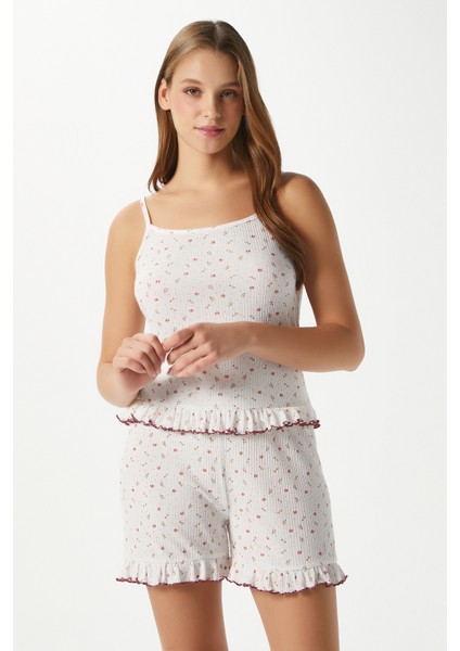 Kadın Paula Pudra Minik Çiçekli Fırfır Şortlu Pijama Takımı modelleri