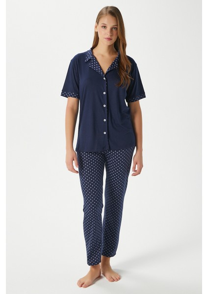 Kadın Jolie Viskon Puantiyeli Ön Düğmeli Kısa Kol Lacivert Alt Üst Pijama Takımı fiyatları