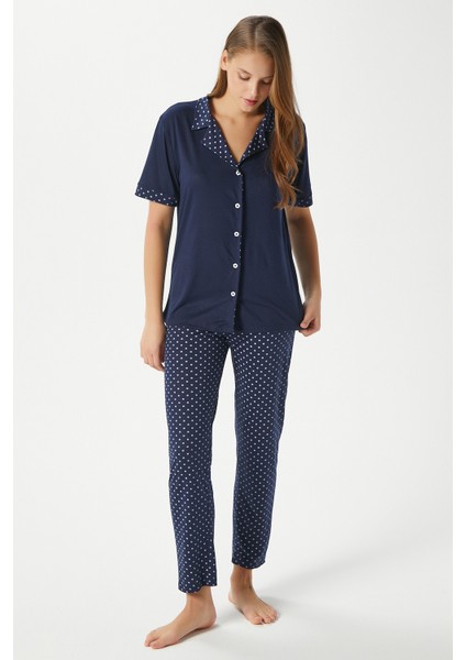 Kadın Jolie Viskon Puantiyeli Ön Düğmeli Kısa Kol Lacivert Alt Üst Pijama Takımı