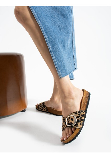 Leopar Iki Toka Terlik