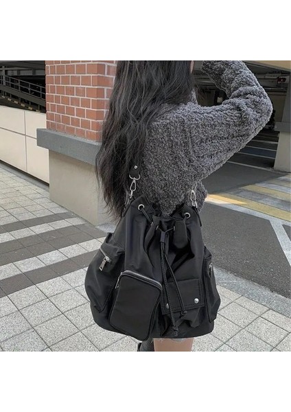 Tatlı Havalı Naylon Sırt Çantası Kadınlar Hafif Omuz Crossbody Çanta Çift Kayış Sıradan Sle Moda Moda Tasarım Backpackscolor: Siyah (Yurt Dışından)