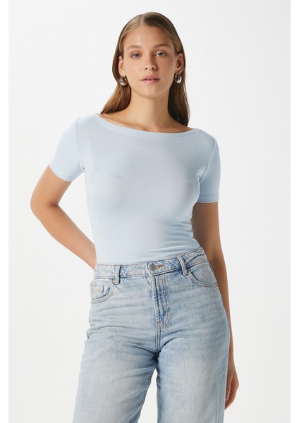 Kadın Velvet Kayık Yaka Lux Touch Yumuşak Doku Kısa Kol Mavi Bluz