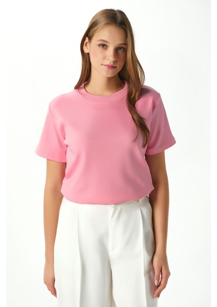 Kadın Rise Dekoratif Yaka Tok Doku %100 Pamuk Pembe T-Shirt