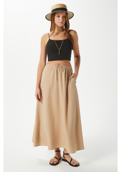 Kadın Trend Modal Serin Kumaş Bej Bel Lastikli Cepli Rahat Kalıp Uzun Etek