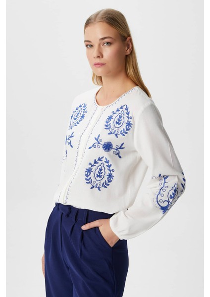 Kadın Merit Nakış Işlemeli Pamuk Flam Regular Dokuma Gömlek