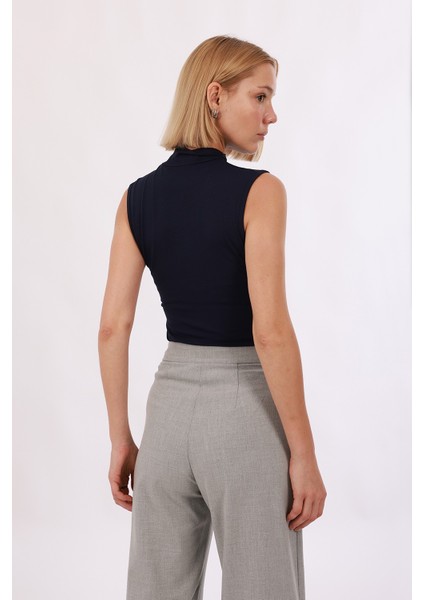 Kadın Kolsuz Bluz fiyatları