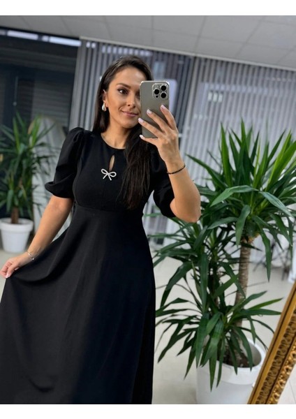 Kadın Kısa Kollu Bisiklet Yaka Fiyonk Broşlu Midi Janjan Krep Elbise fırsatları