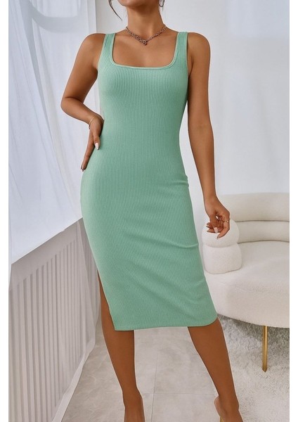 AYDOGANTICARET44 Kadın Askılı Kare Yaka Yandan Yırtmaçlı Midi Kaşkorse Elbise modelleri