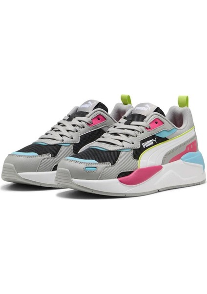 399064 X-Ray 3 Spor Ayakkabı Gri modelleri