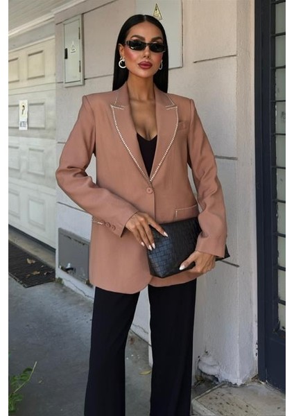 taş Detaylı ve Kruvaze Yakalı Viskon kadın Blazer Ceket Camel indirimleri