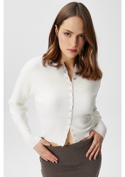 Kadın Aria Premium Viscose Yumuşak Ekru Triko Hırka fiyatları