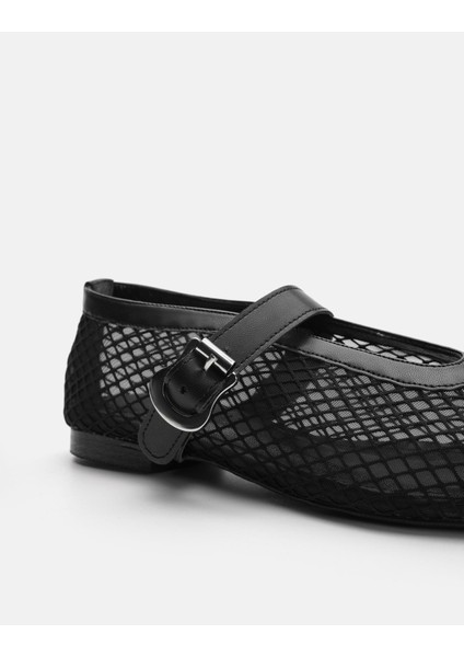 Alen Aksesuarlı Fileli Kadın Babet - Siyah fırsatları