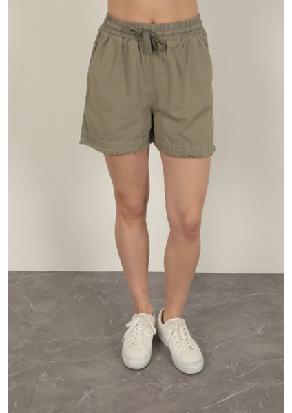 Garbardin Kumaş Püsküllü Kadın Şort-Haki fiyatları