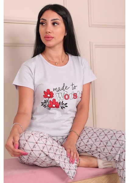 Made To Workship Sloganlı Çiçek Desenli Kısa Kol Alt Uzun Pijama Takımı Gri fırsatları