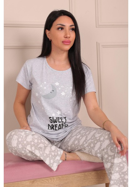 Kadın Sweet Dreams Sloganlı Bisiklet Yaka Kısa Kollu Altı Uzun Penye Pijama Takımı fırsatları