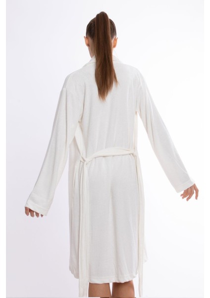 Bambu Lüks Nakışlı Şalyaka Slim Fit Sabahlık fırsatları