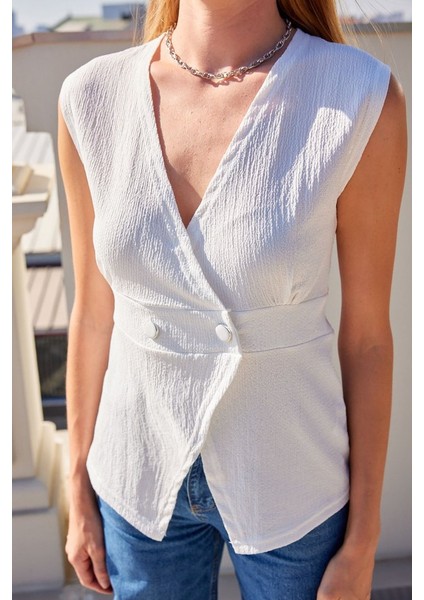 916 Düğme Detaylı Örme Yelek - Beyaz