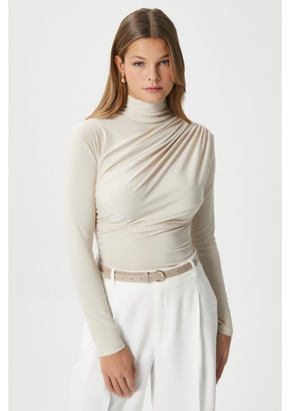 Kadın Moon Büzgülü Açık Bej Sandy Bluz indirimleri