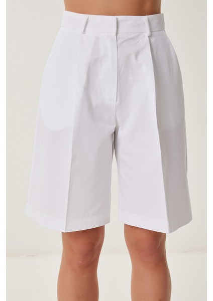 Cepli Bermuda Dokuma Şort LFK0015 Beyaz fırsatları