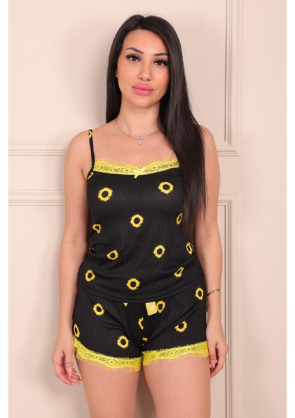 Kadın Ayçiçeği Desenli Şortlu Pegasus Pijama Takım Siyah