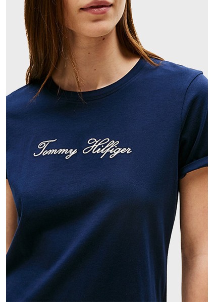 % 100 Pamuk Regular Fit Bisiklet Yaka Logolu T Shirt Bayan T Shirt WW0WW47210 C1G fırsatları