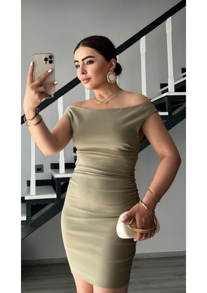 Çağla Yeşili Büzgülü Mini Elbise