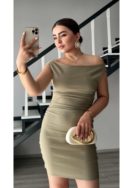 Çağla Yeşili Büzgülü Mini Elbise indirimleri