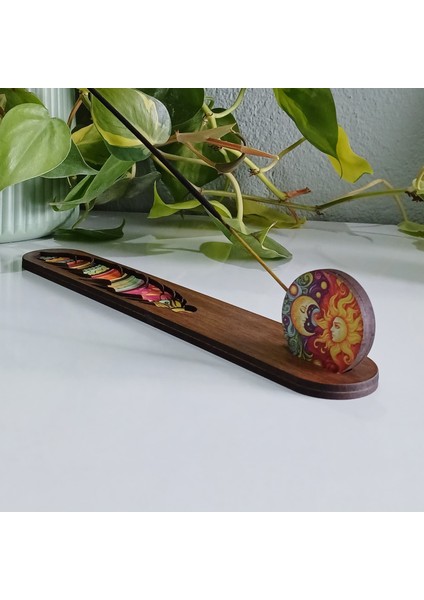 Güneş-Ay Temalı Ahşap Tütsülük