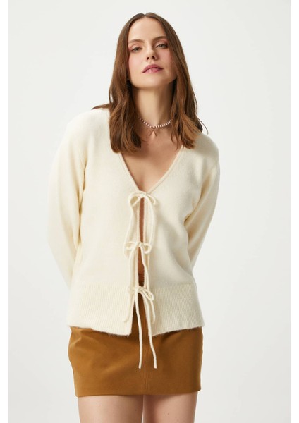 Kadın Tena Bağcıklı Krem Triko Hırka modelleri