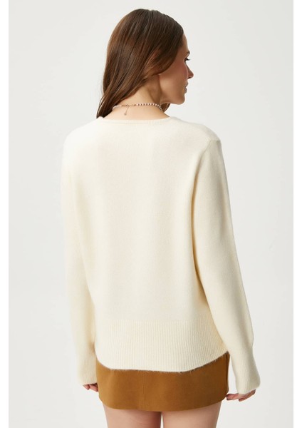 Kadın Tena Bağcıklı Krem Triko Hırka indirimleri