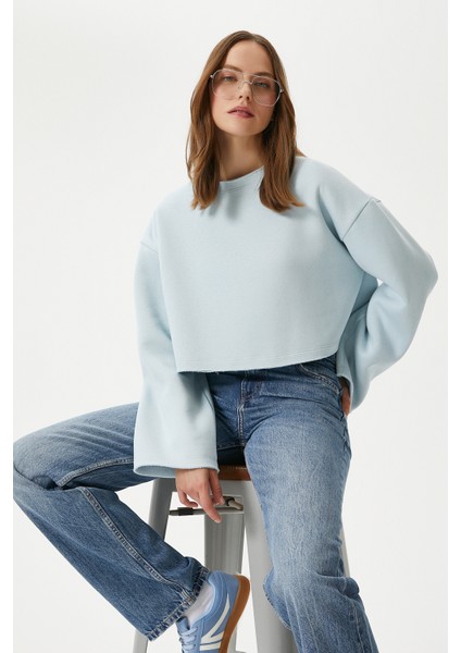 Kadın Vegas Mavi Şardonlu Crop Sweatshirt fırsatları