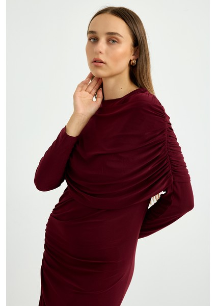 Bordo Omuz Detaylı Drape Elbise