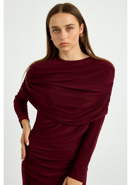 Bordo Omuz Detaylı Drape Elbise